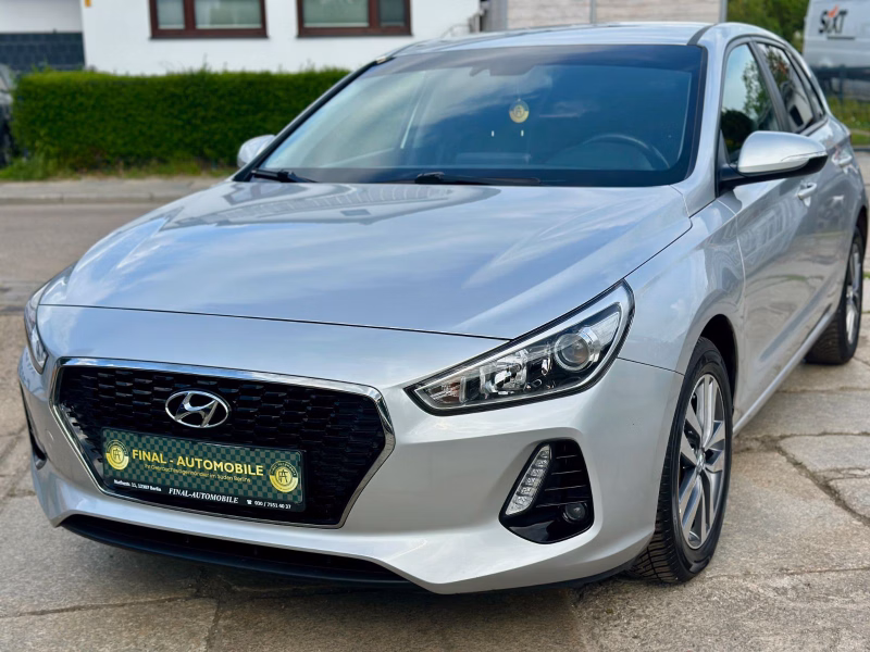 Hyundai i30 1.4 Trend *Service + Kupplungssatz NEU *Navi