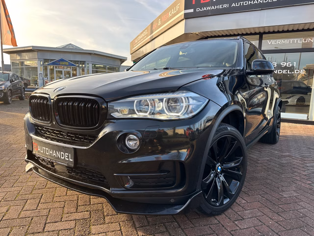 BMW X5 xDrive 40 d Head-up-Display, Pano, LED, SoftClose Used vehicle for sale | First registration 02/2015 | Price 21.590 €