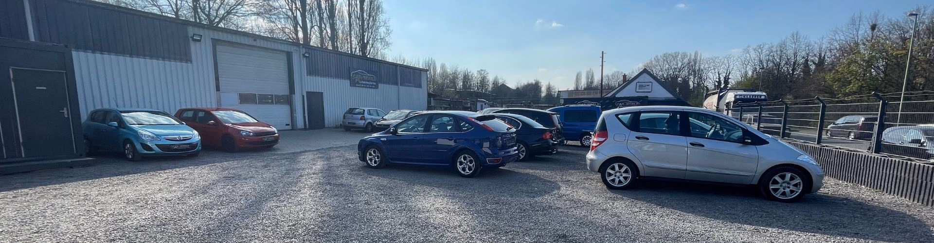 Car World Automobile | Gebrauchtwagen händler