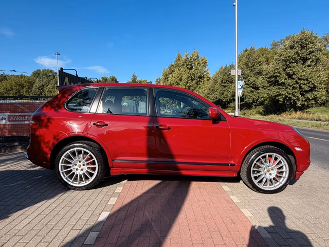 Porsche Cayenne GTS*Panorama*Xenon*BOSE"2.HD*21ZOLL - foto 4