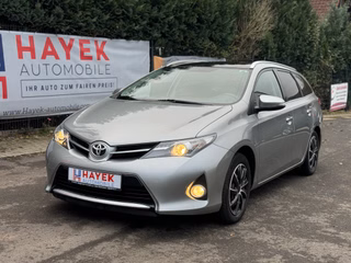 Toyota Auris Touring Sports Life+ Pano / - photo 1