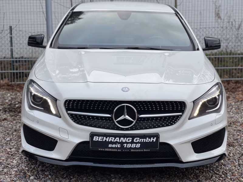 Mercedes-Benz CLA180 AMG SPORTPAKET *NAVIGATION*BI-XENON*PDC*