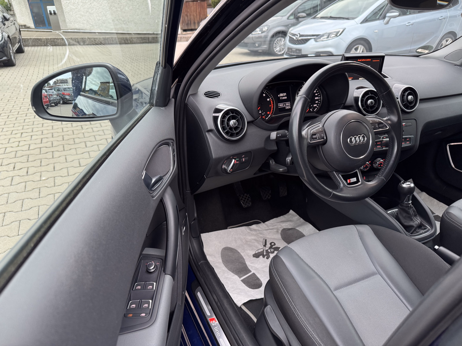 Audi A1 1.4 TFSI Sportback S Line Sportpaket KLIMAAUTOMAT/SHZ/BOSE
