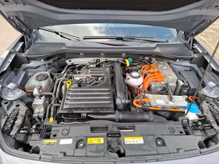 CUPRA Formentor 1.4 e-HYBRID VZ DSG / LEDER / AHK / BREMBO / PANORAMA - foto 12