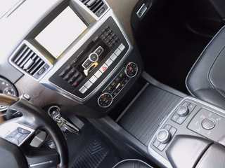 Mercedes-Benz M -Klasse ML 350 CDI AMG Mercedes Scheckheft - фото 11