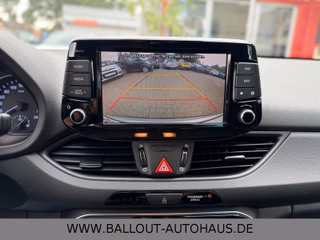 Hyundai i30 cw Trend*1.HAND*KLIMA*NAVI*SPUR*SHZ*KAMERA* - foto 13