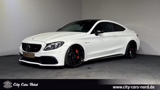 Mercedes-Benz C 63 S AMG S COUPE DISTR.-LED-PANO-KAM-SPUR-20Z Авто с пробегом купить | Первая регистрация 02/2017 | Цена 50.999 €