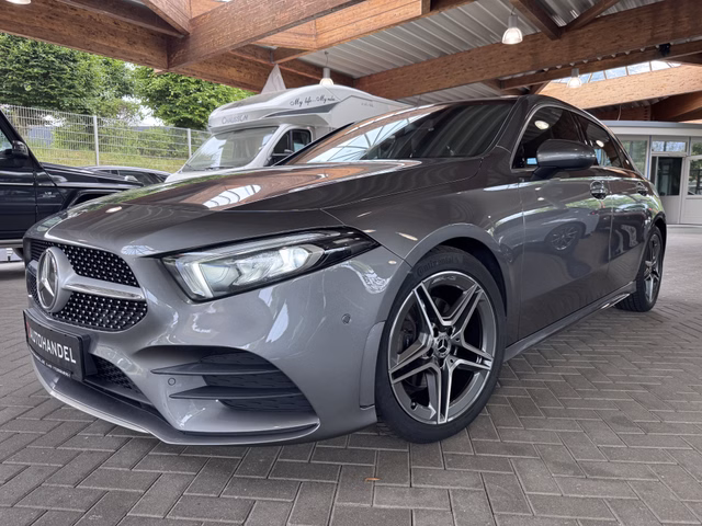 Mercedes-Benz A 200 d AMG Distronic Multibeam LED AHK MNUX-AR Used vehicle for sale | First registration 11/2022 | Price 24.500 €
