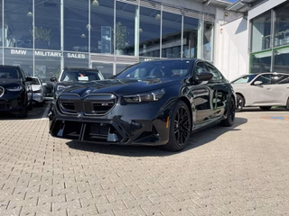 2025 BMW M5 Sedan - photo 1