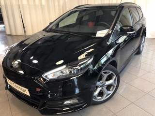 Ford Focus Turnier 2.0 ST LEDER NAVI RECARO 18" PDC