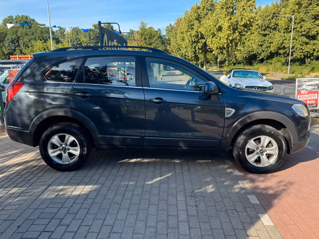 Chevrolet Captiva 2.4 LS 2WD*Navi*Carplay*Klima*AHK*ZR NEU - foto 4
