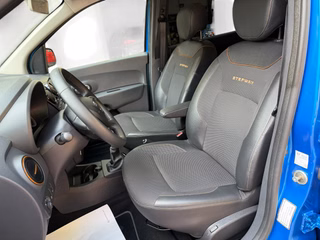 Dacia Lodgy Stepway Celebration CAM Navi Klima - foto 2