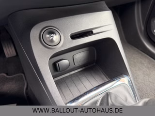 Renault Captur Intens2.HAND*KLIMA*NAVI*TEMPO*KAMERA* - foto 14