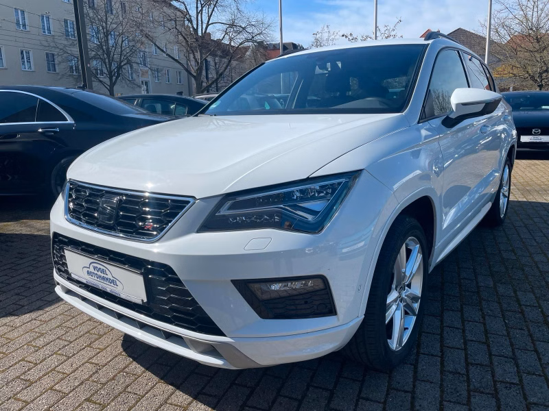 Seat Ateca FR*AUTOMATIK*ACC*CAM*NAVI*SITZHZG*AHK*