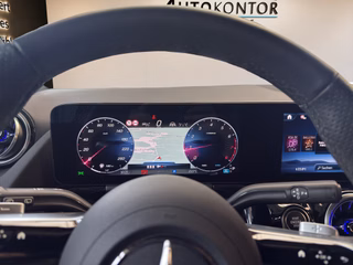 Mercedes-Benz GLA 200 AMG Line Night Autom., Pano ACC 360 Burmester - bilder 8