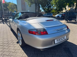 Porsche 911 Carrera Cabriolet - foto 6