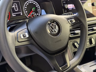 Volkswagen Polo VI Comfortline Automatik - foto 13