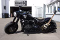 Daumennagel 2 - Harley-Davidson Softail Custom Umbau Somo Wacken 2023 Unikat