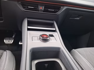Volkswagen Tiguan 2.0 TDI Goal DSG / AHK / STHZG / LED / NAVI / SITZHEIZUNG - bilder 9