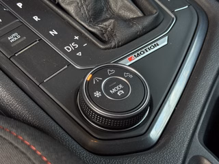 Volkswagen Tiguan Sound BMT ACC / Start-Stopp / LED / 4Motion - foto 32