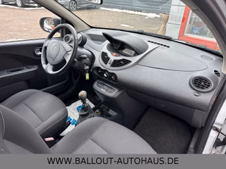 Renault Twingo Night & Day*PANO*KLIMA*GARANTIE*HU NEU - photo 4
