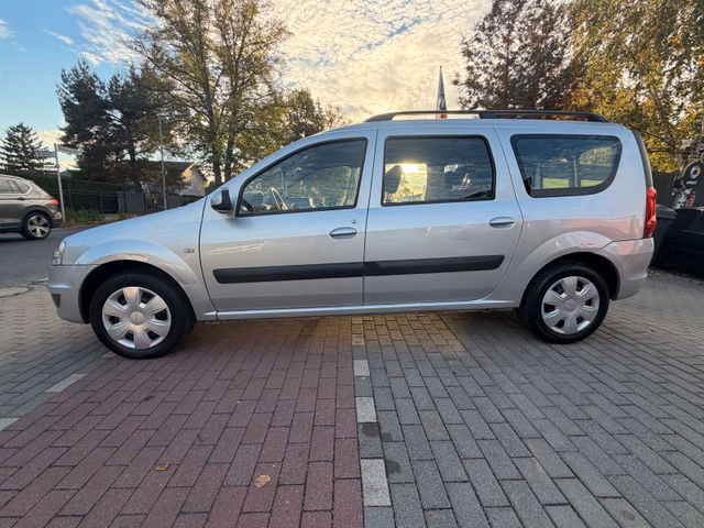 Dacia Logan MCV Laureate 1.6*Klima*AHK*Navi*LPG*1.HD - foto 7