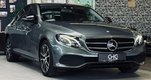 Mercedes-Benz E 200 7G-TRONIC NAVI|360°|ACC|AHK|SHZ| Gebrauchtwagen Kaufen | EZ 07/2016 | Preis 19.990 €