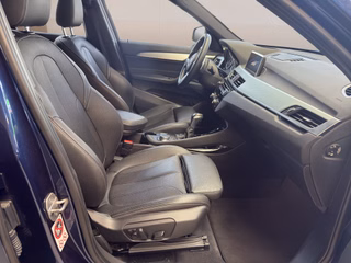BMW X1 X-Line x-Drive Sport Autom., AHK Pano LED - foto 9