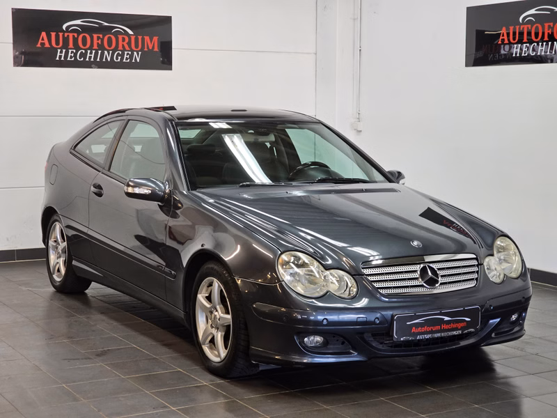 Mercedes-Benz C 230 V6 PANO LEDER TEMPOMAT AUTOMATIK