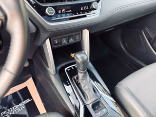 Toyota Corolla Cross Hybrid FWD Lounge+Leder+Pano+AHK+ - bilder 6