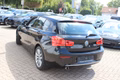 Daumennagel 25 - BMW 118 d Urban Line Aut LEDER=NAVI=LED LEUCHTE