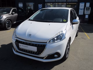 Peugeot 208 Allure Klima Radio-USB Bluetooth - bilder 1