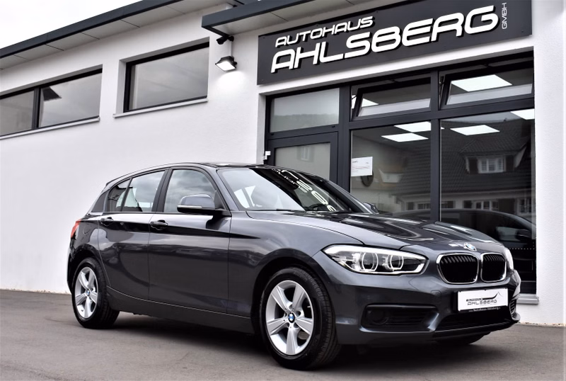 BMW 118i Aut. Advantage /NAVI/LEDER/LED/KEYLESS/SHZ/PDC