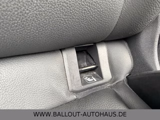 Volkswagen Touareg R-Line 4x4*HUD*SPUR*TOT*DYN*AHK*PAN*STHZ - foto 29