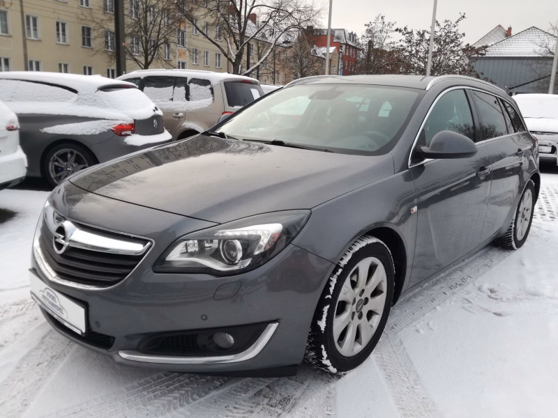 Opel Insignia SportsTourer Inno*XENON*SITZ/LENKRADHZG