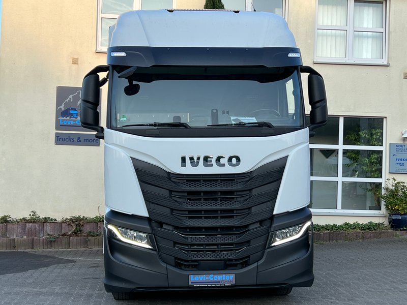 Iveco AS S WAY Retarder MAUTFREI LNG CNG GAS Spurhalt