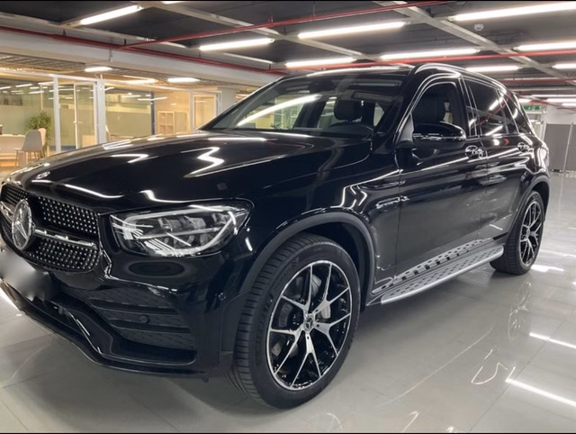 Mercedes-Benz GLC 300 de 4Matic *AMG*KAMERA*NAVI Used vehicle for sale | First registration 06/2024 | Price 47.900 €
