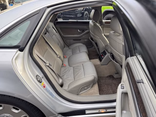 Audi A8 4.2 quattro - foto 22