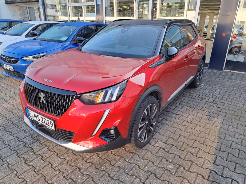 Peugeot 2008 GT Pack 155 PS