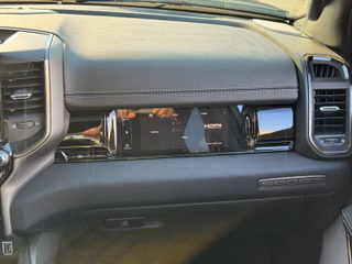 Dodge RAM 5.7 V8 Sport Modell 2026 + offizielles Fahrzeug - foto 32