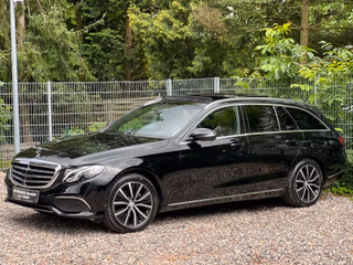 Mercedes-Benz E220Td*PANORAMA*WIDESCREEN*COMAND*MOD.2017*
