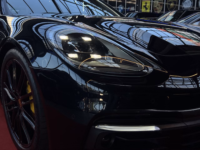 Porsche Panamera 4 E-Hybrid CHRONO / HEAD UP / BOSE / ACC - foto 7