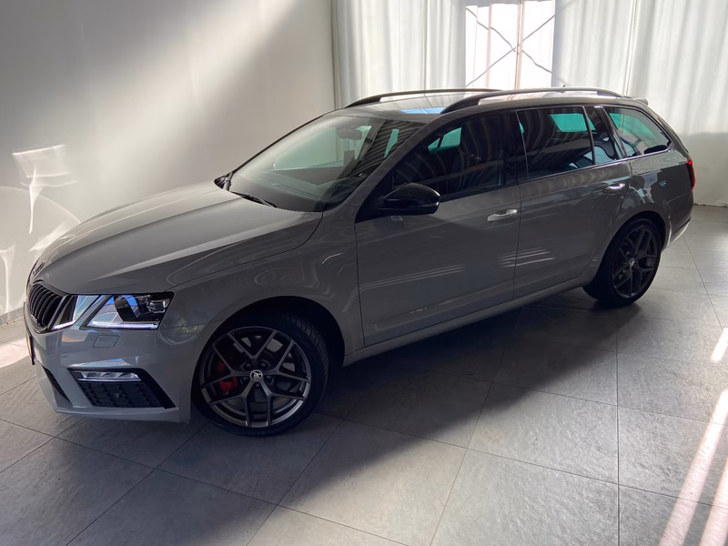 Skoda Octavia Combi  2.0 TSI DSG RS NAVI 18" ACC VIRTUA