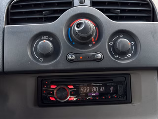 Renault Kangoo 1.6 Je t'aime*Klima*AHK*4Season*TÜV NEU - foto 9