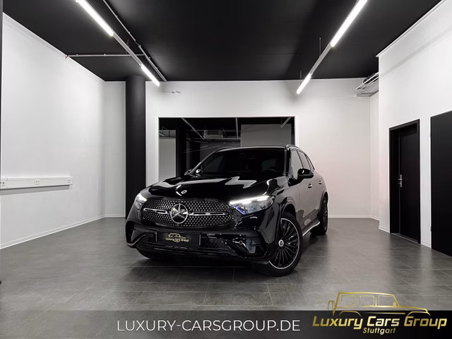 Mercedes-Benz GLC 300 d 4Matic AMG-Pano-Burm-Digital-HUD-Leder Gebrauchtwagen Kaufen | EZ 11/2023