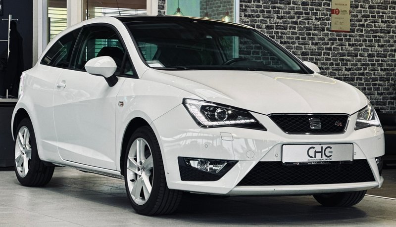 Seat Ibiza FR DSG|XENON|PANO|SHZ|ALCANTARA