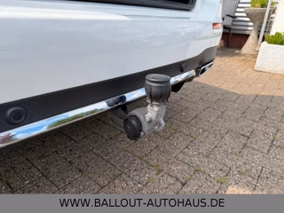 Mercedes-Benz E 220d T*2.HAND*GSD*AMG*AHK*DIS*TEMPO*SPUR*TOT* - foto 27