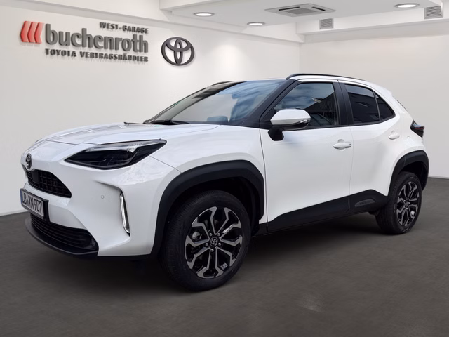 Toyota Yaris Cross Hybrid FWD Teamplayer +Safety- & Winter Paket - bilder 1