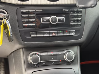 Mercedes-Benz B 180 CDI Avantgarde / Pano / Automatik / Leder / Xenon - foto 16