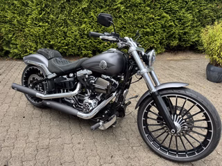 Harley-Davidson Breakout Gebrauchtwagen Kaufen